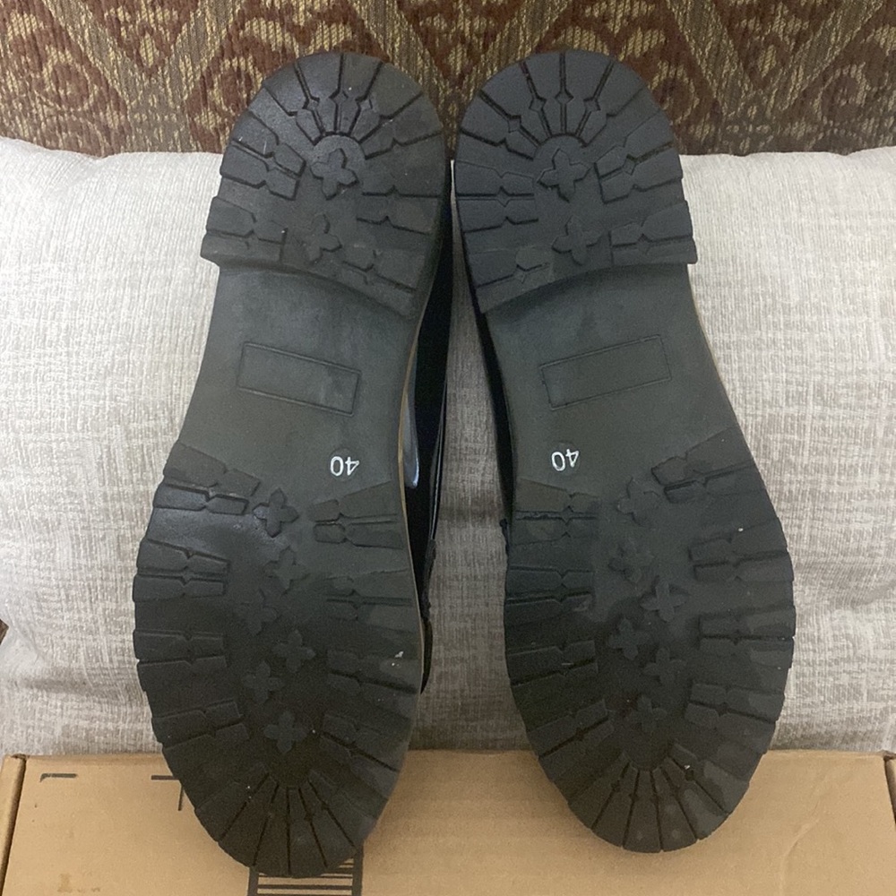 Loafer Black Patent 8.5 - Picture 4 of 4
